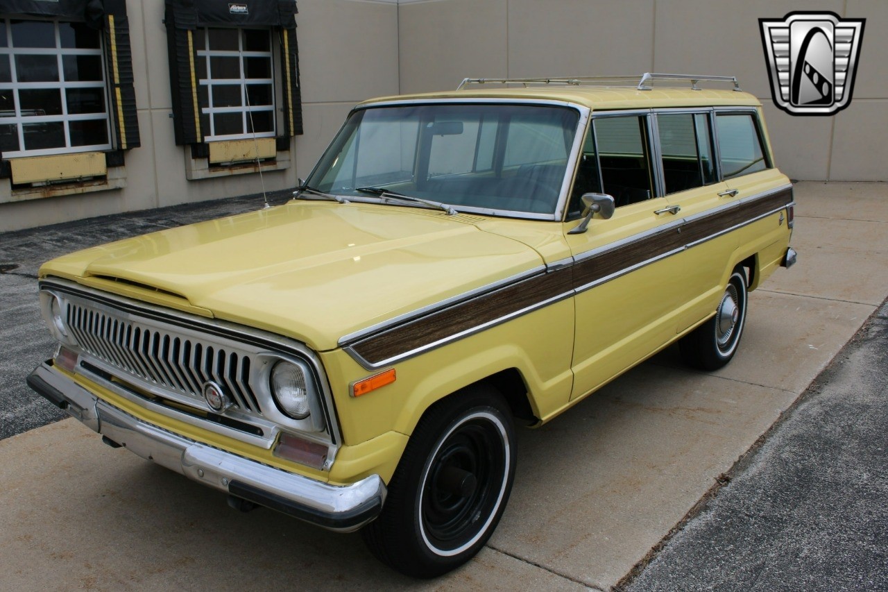 Jeep-Wagoneer-1976-other-3