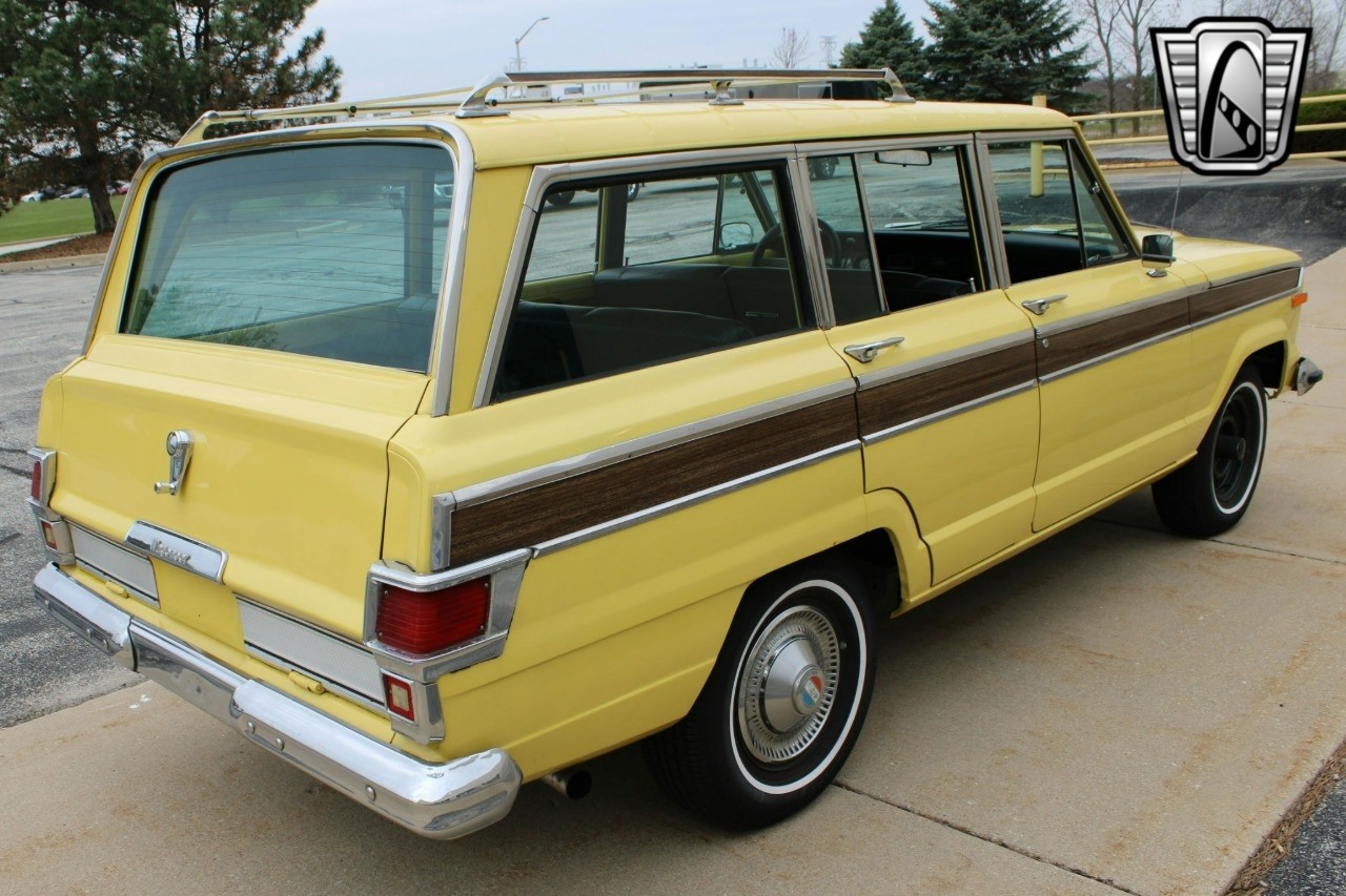 Jeep-Wagoneer-1976-other-36