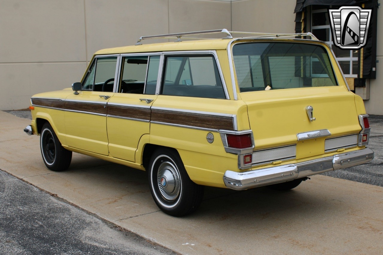Jeep-Wagoneer-1976-other-7