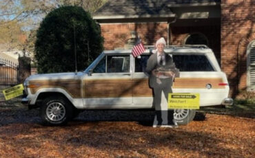 Jeep-Wagoneer-1988-SUV-1