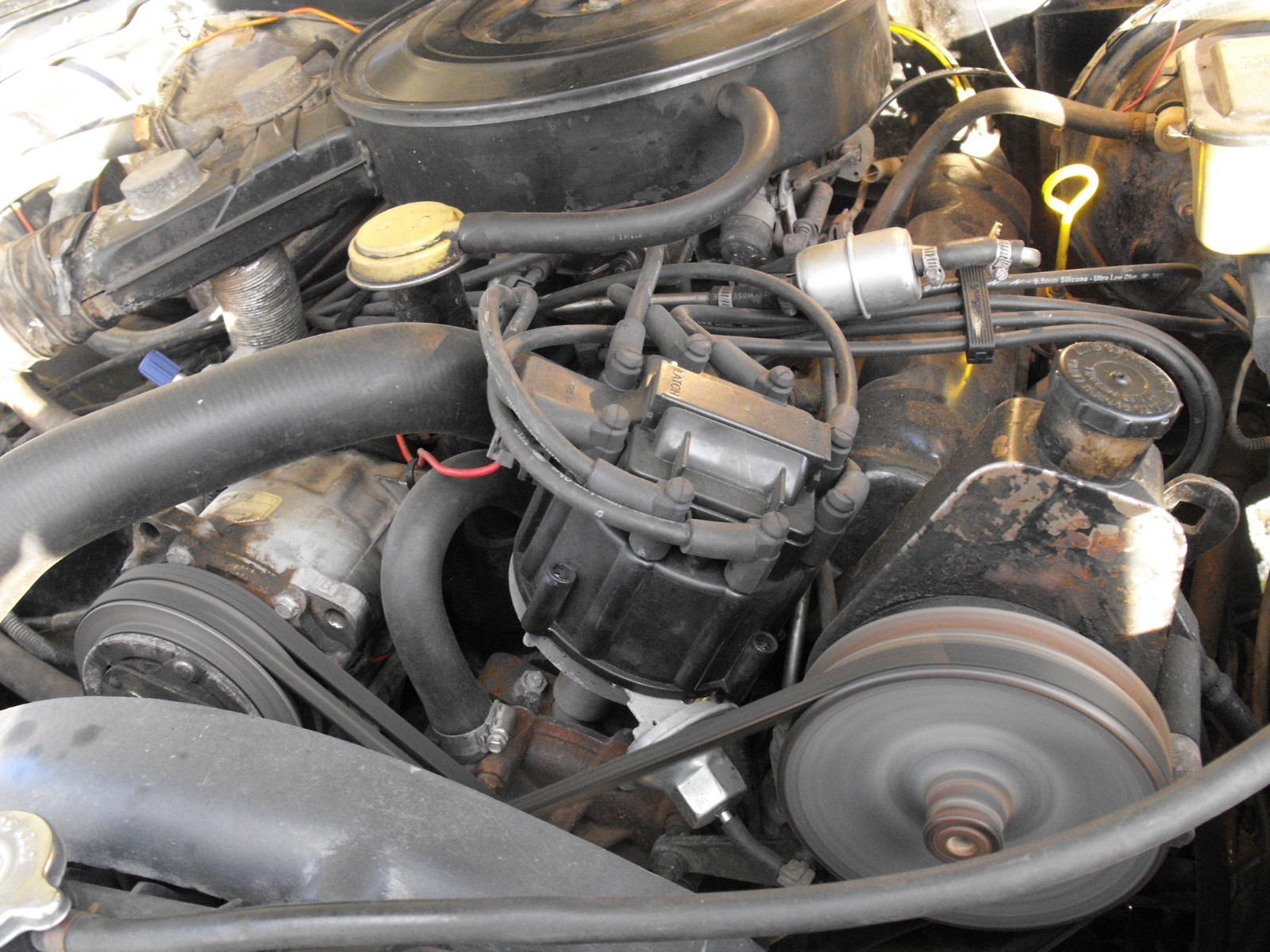 Jeep-Wagoneer-1988-SUV-13