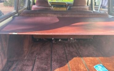 Jeep-Wagoneer-1988-SUV-14