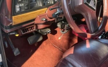 Jeep-Wagoneer-1988-SUV-16