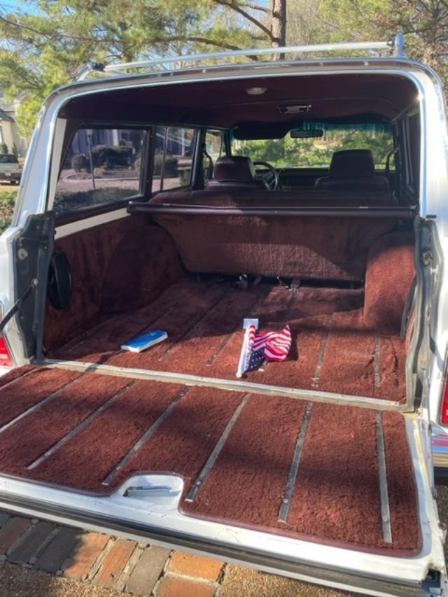 Jeep-Wagoneer-1988-SUV-17