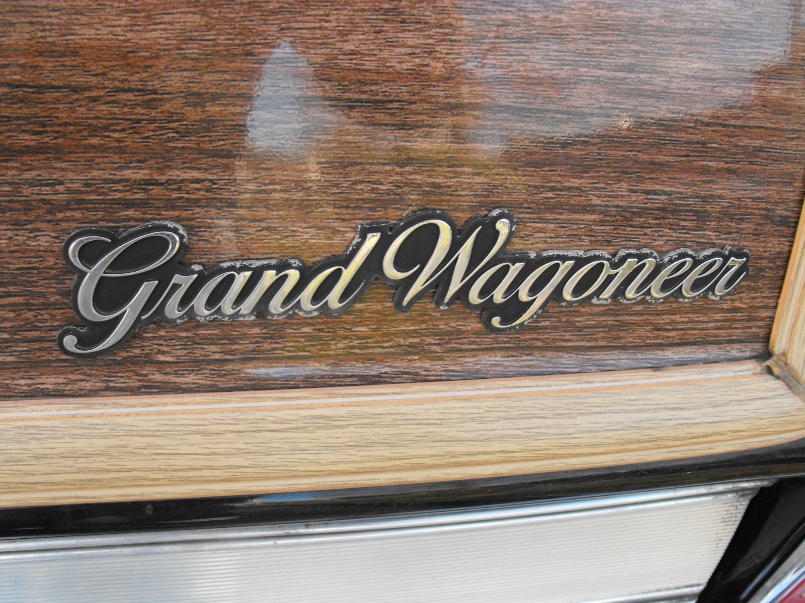 Jeep-Wagoneer-1988-SUV-24