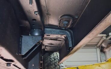 Jeep-Wagoneer-1988-SUV-26