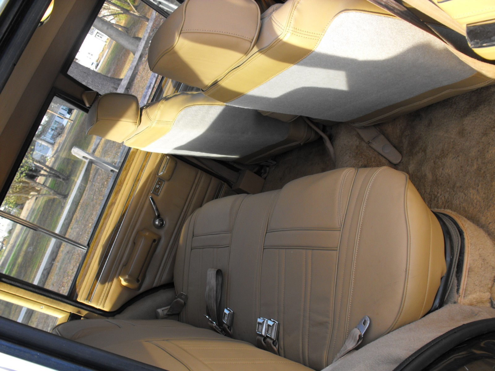 Jeep-Wagoneer-1988-SUV-8