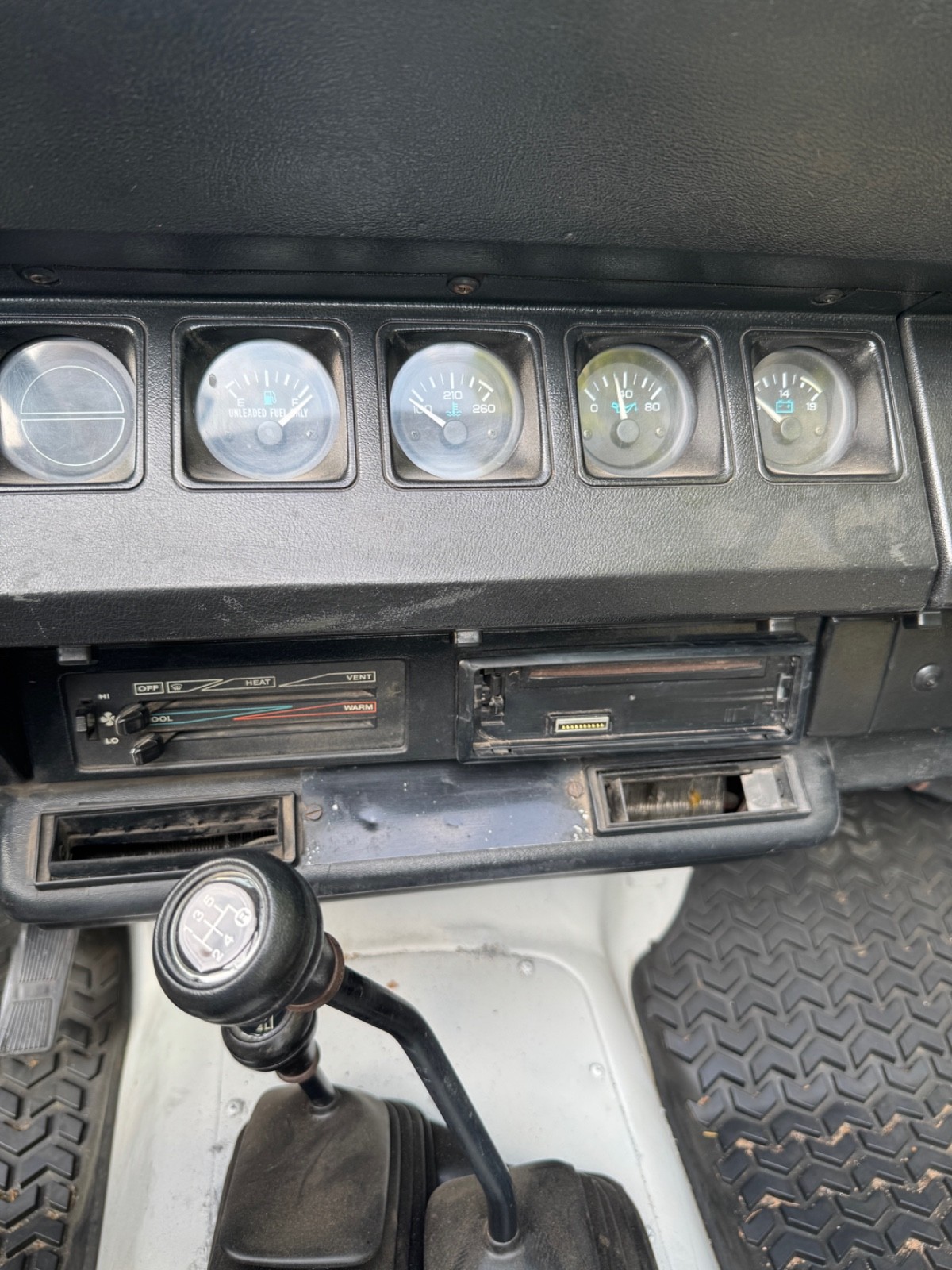 Jeep-Wrangler-1992-17