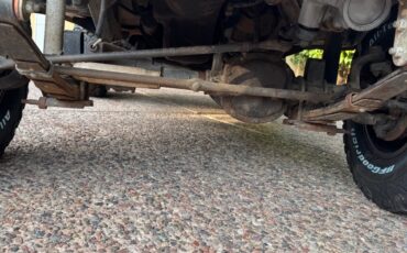 Jeep-Wrangler-1992-23