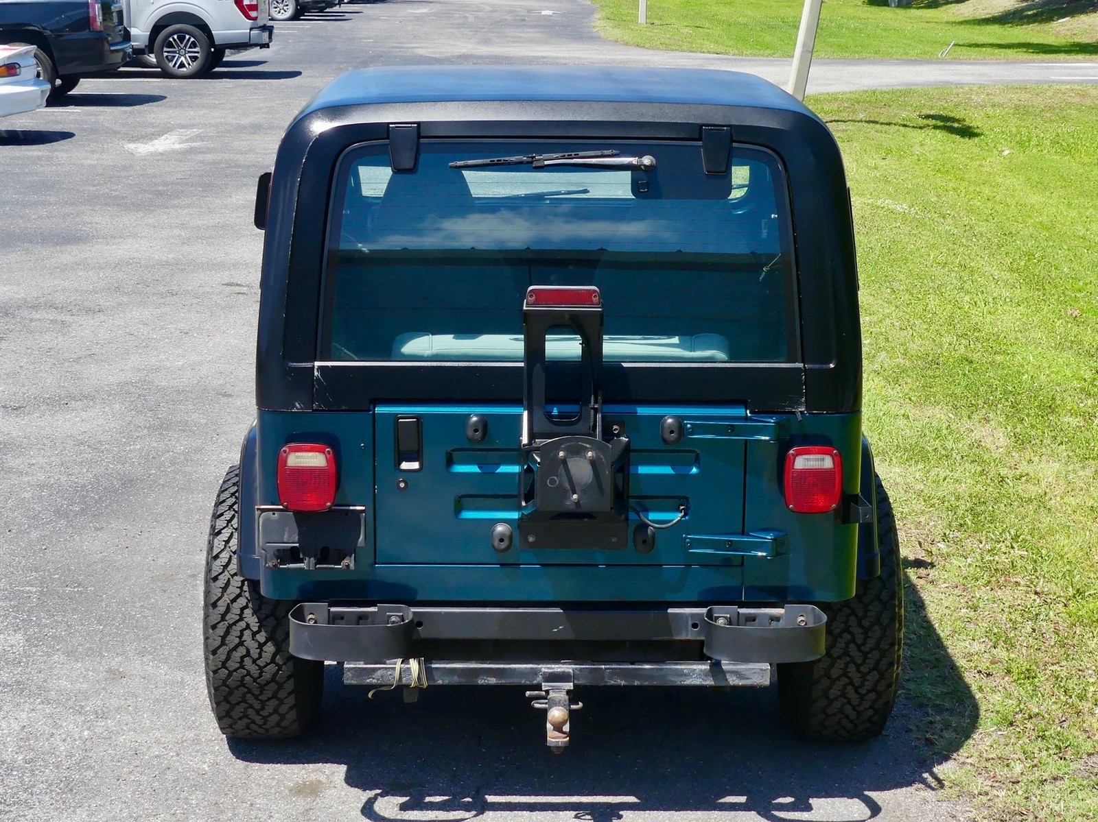 Jeep-Wrangler-1995-SUV-17