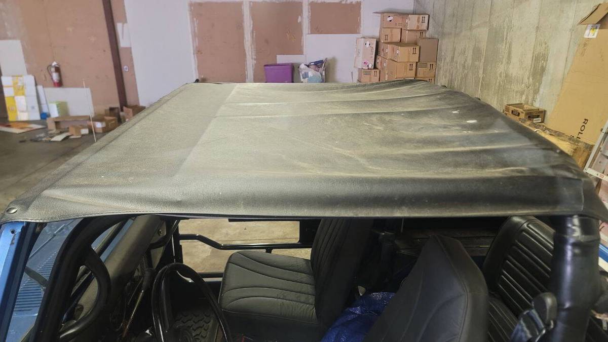 Jeep-c-j-7-1978-blue-13