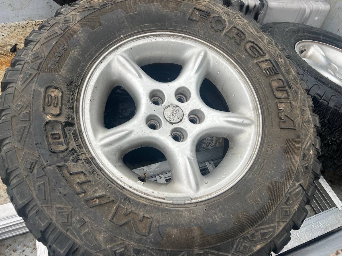 Jeep-cherokee-1988-custom-5