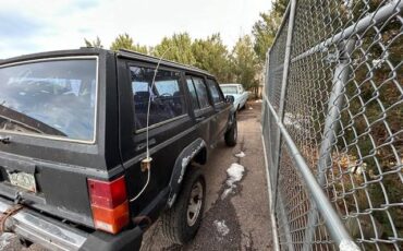 Jeep-cherokee-1988-green-5