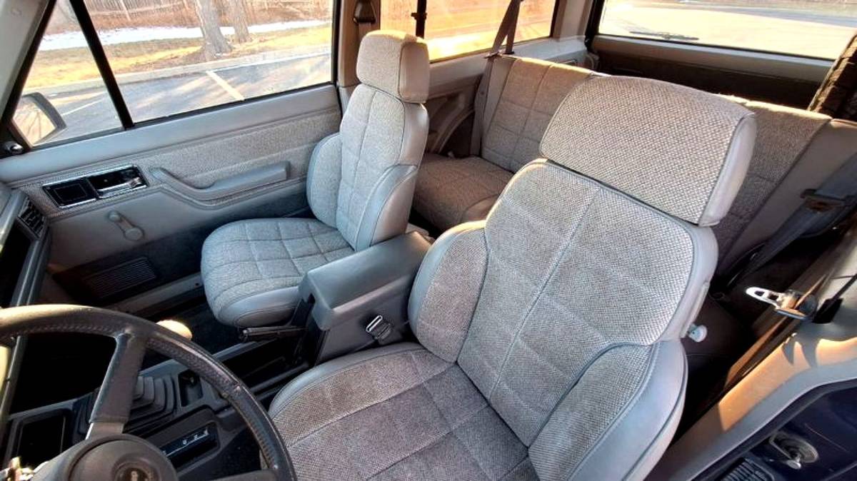 Jeep-cherokee-1991-blue-11