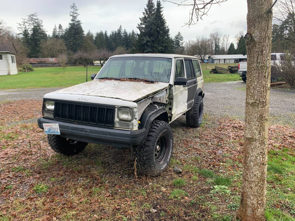 Jeep-cherokee-1991-white