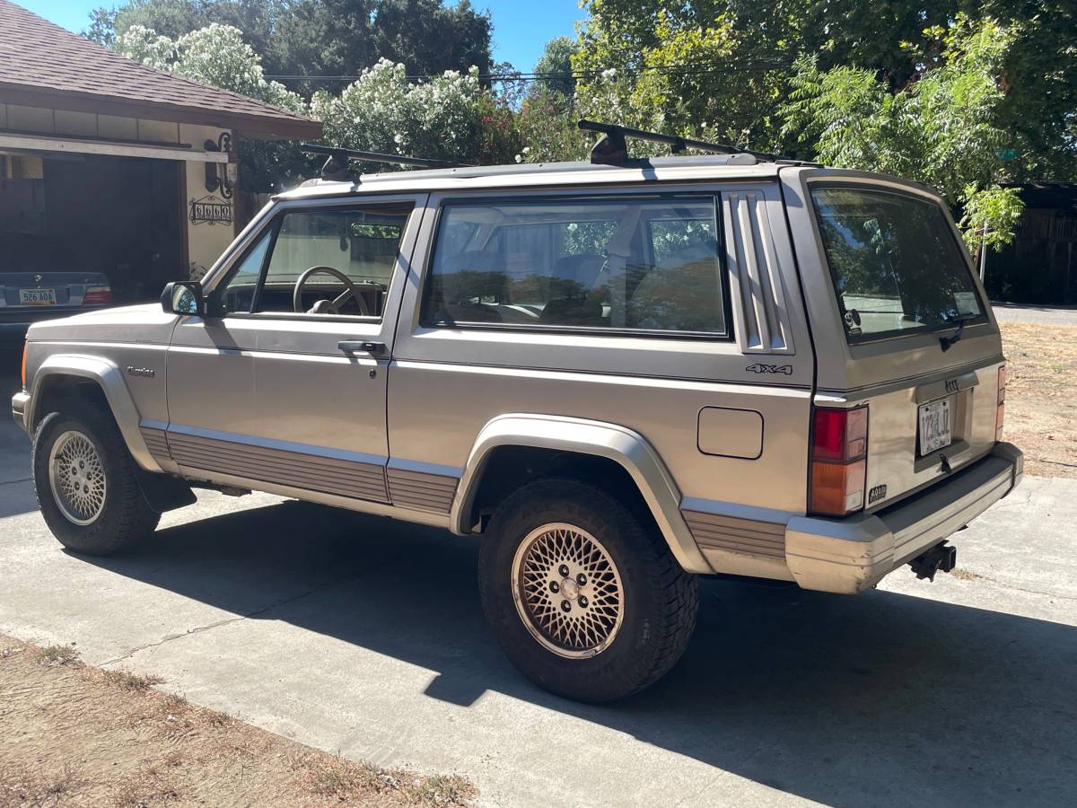 Jeep-cherokee-1993-1