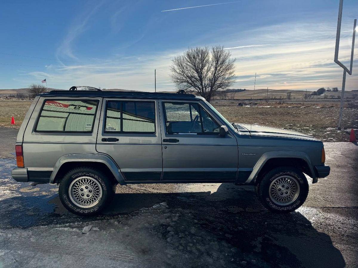 Jeep-cherokee-1994-15