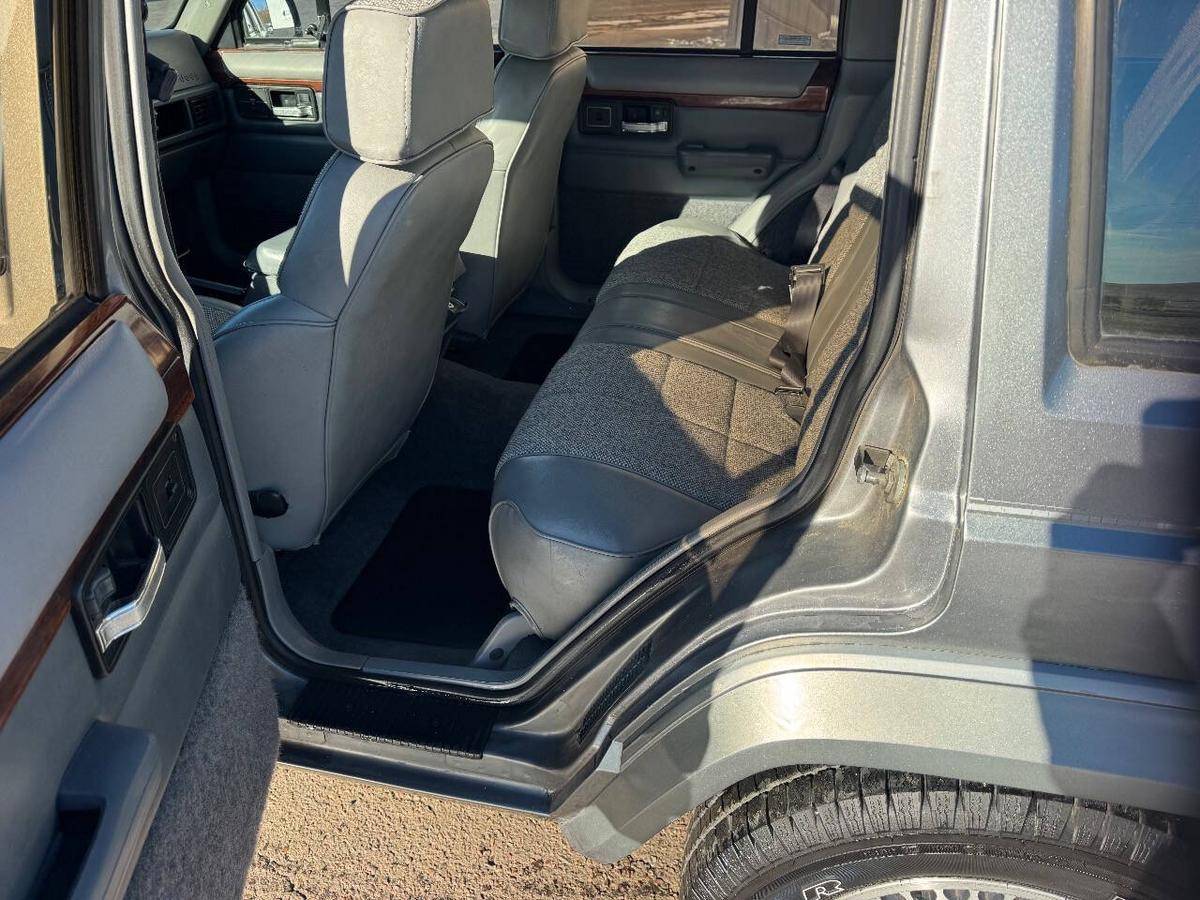 Jeep-cherokee-1994-23