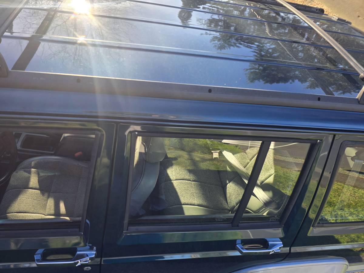 Jeep-cherokee-1996-green-17