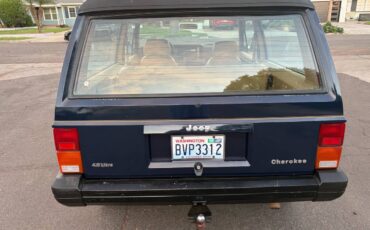 Jeep-cherokee-classic-1987-blue-106