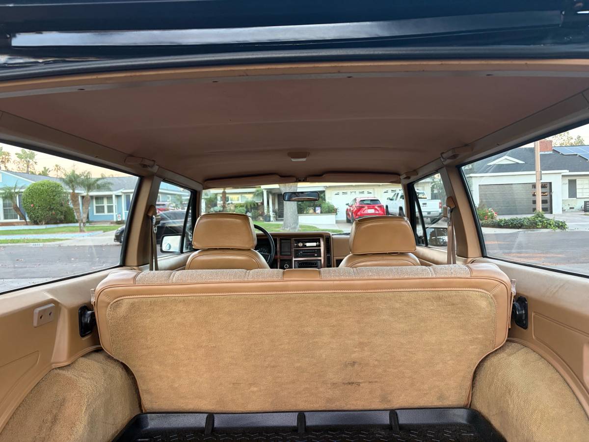 Jeep-cherokee-classic-1987-blue-76