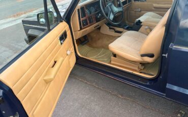 Jeep-cherokee-classic-1987-blue-78