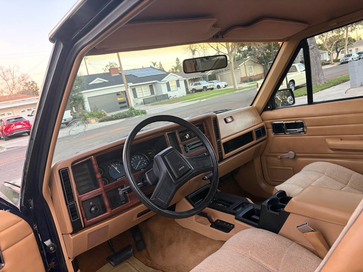 Jeep-cherokee-classic-1987-blue-85