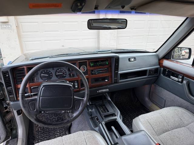 Jeep-cherokee-country-1996-green-5