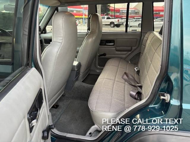 Jeep-cherokee-sport-4wd-1995-green-10