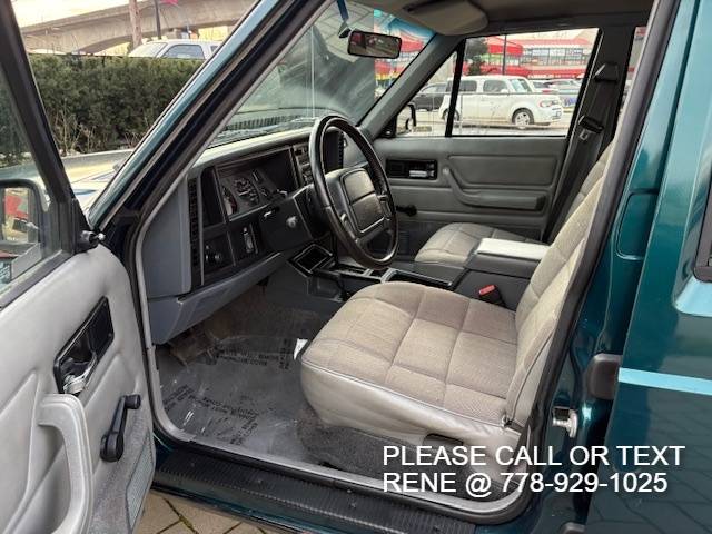 Jeep-cherokee-sport-4wd-1995-green-9