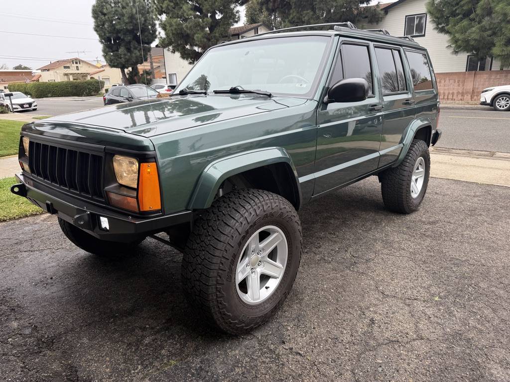 Jeep-cherokee-xj-1993-green-3