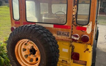 Jeep-cj-5-1951-yellow-16
