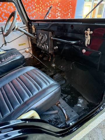 Jeep-cj-5-1975-black-3