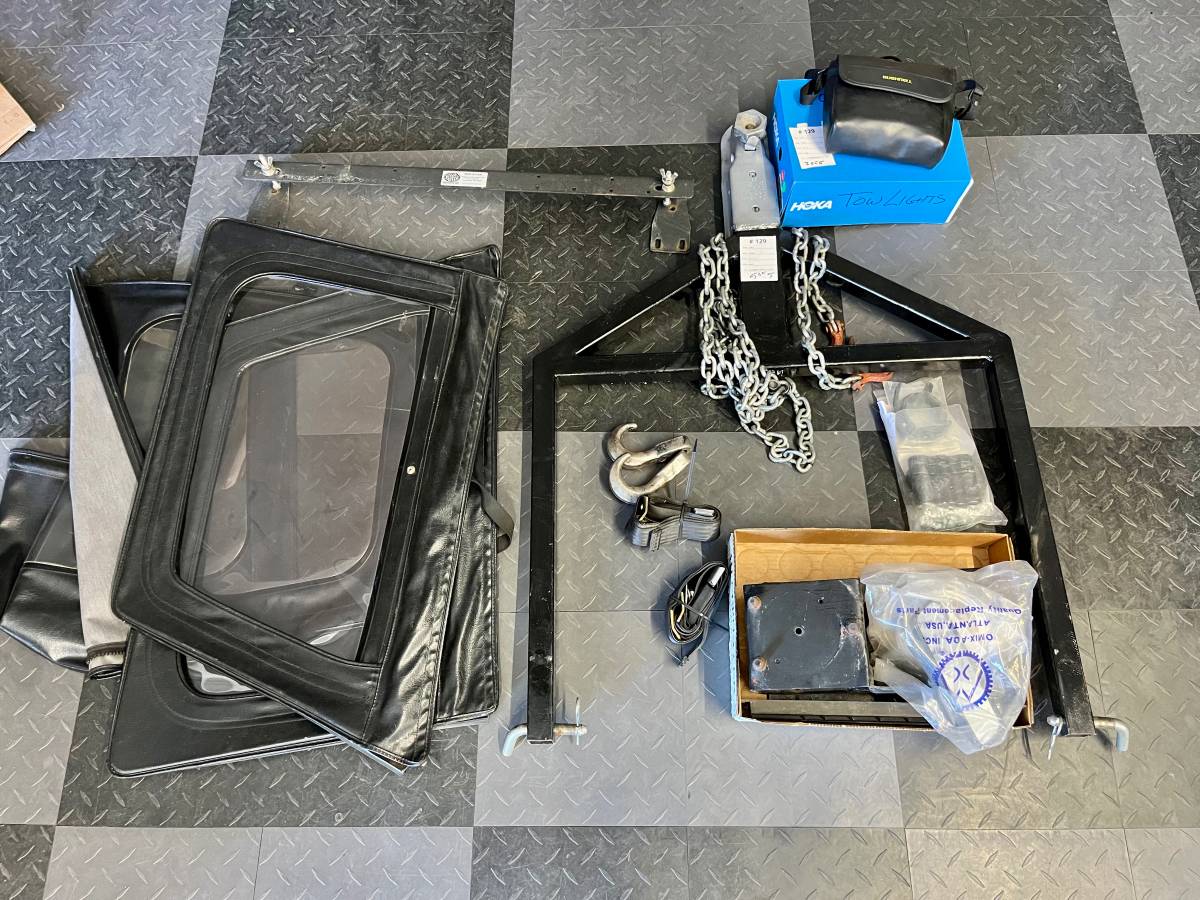 Jeep-cj-5-open-body-std.-1981-red-125