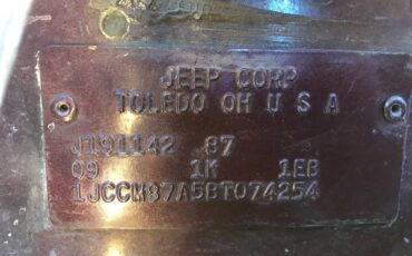 Jeep-cj-7-1981-brown-2