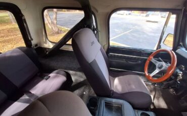 Jeep-cj-7-1982-black-18