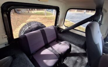 Jeep-cj-7-1982-black-3