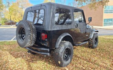 Jeep-cj-7-1982-black-8