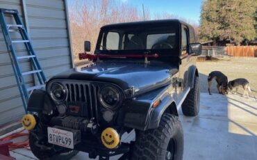 Jeep-cj-7-1986-black