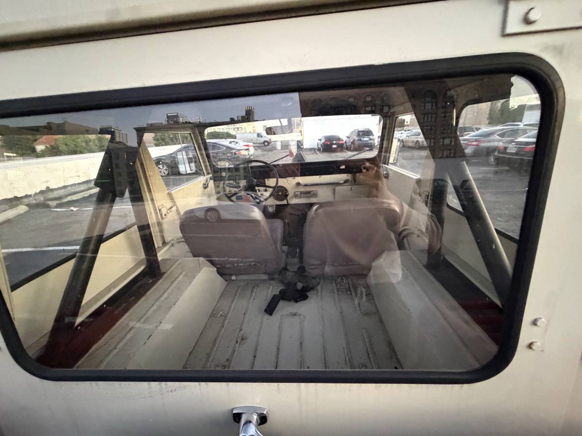 Jeep-cj5-1970-white-4