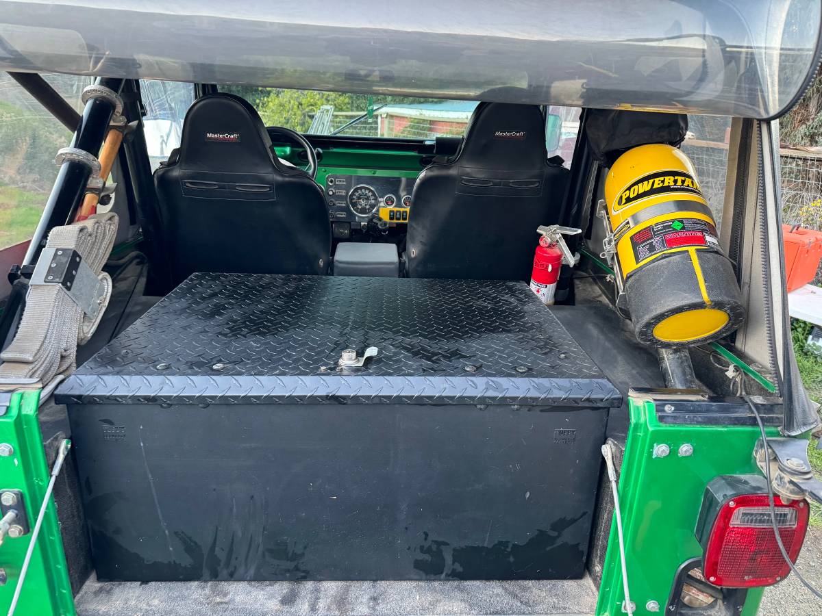 Jeep-cj7-1980-green-1