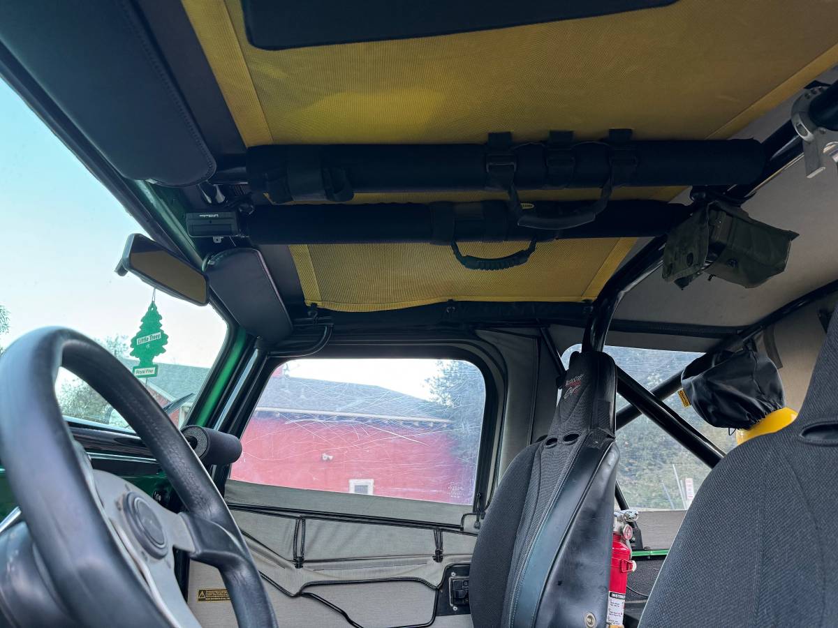 Jeep-cj7-1980-green-6