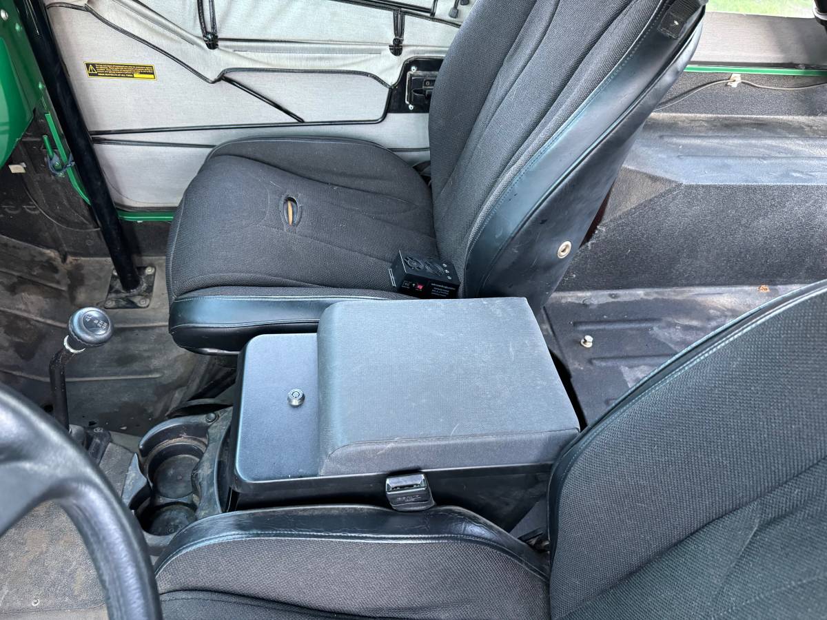 Jeep-cj7-1980-green-9