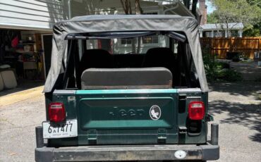 Jeep-cj7-1981-green-11