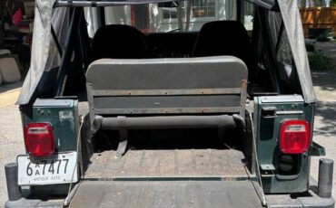 Jeep-cj7-1981-green-4