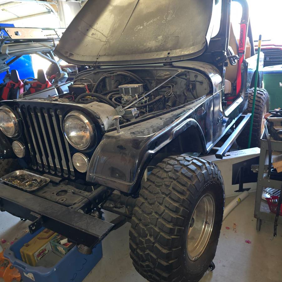 Jeep-cj7-1983-black-1