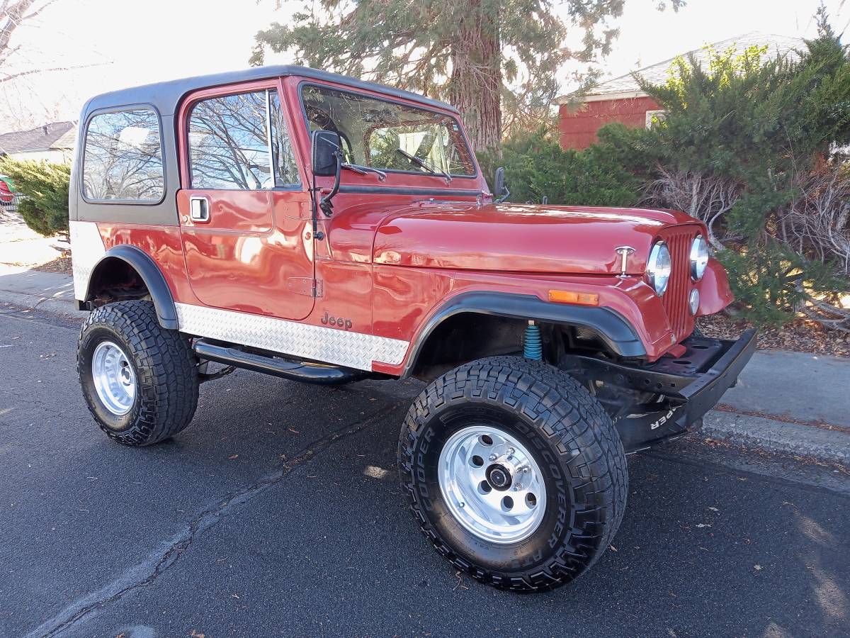 Jeep-cj7-1984-3