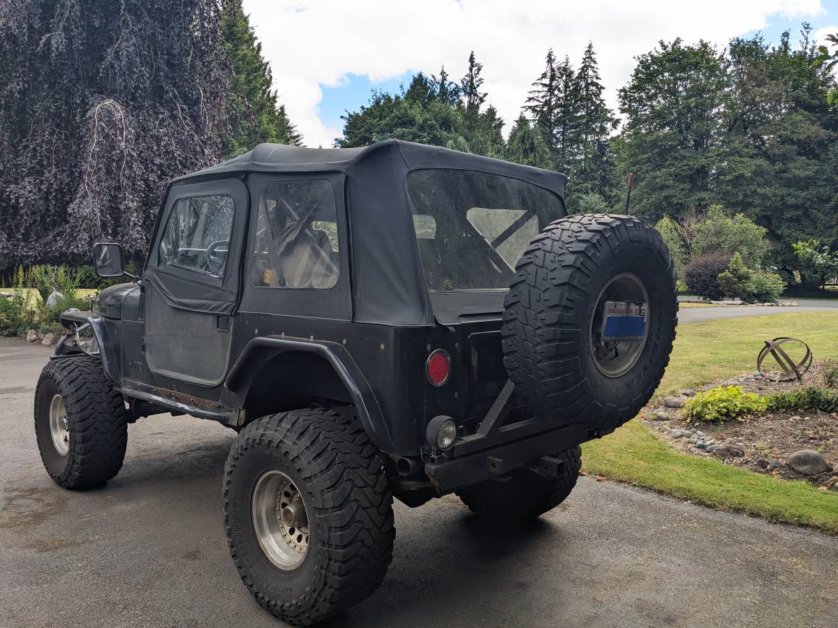 Jeep-cj7-1985-black-3