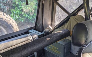 Jeep-cj7-1985-black-5