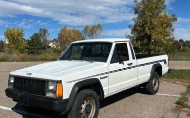 Jeep-comanche-1989-white